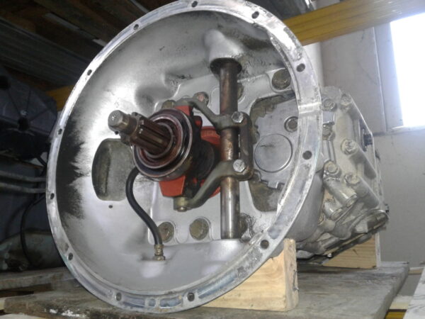 CAMBIO VOLVO F 12 SR 70