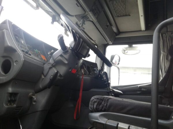 CABINA SCANIA SERIE 4 - immagine 3