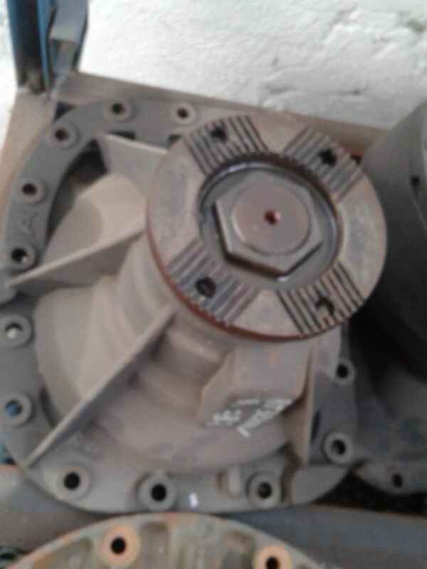DIFFERENZIALE POST. VOLVO FM 460 8X4 ANNO 2008 (Copia) (Copia)