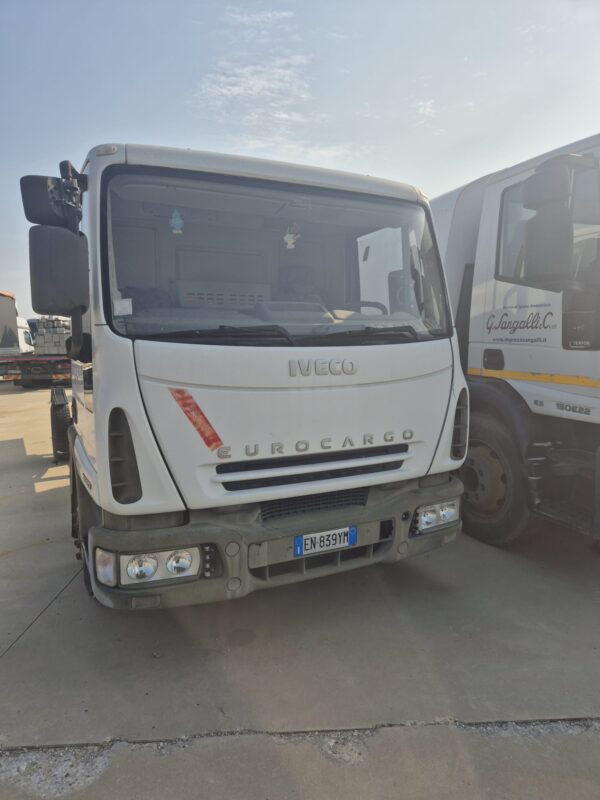 CABINA EUROCARGO RESTILING