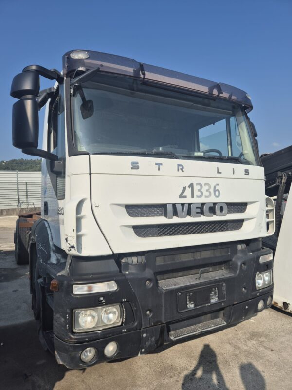 CABINA IVECO STRALIS AT - TRAKKER