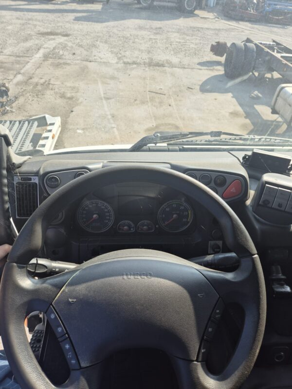 CABINA IVECO STRALIS AT - TRAKKER - immagine 4