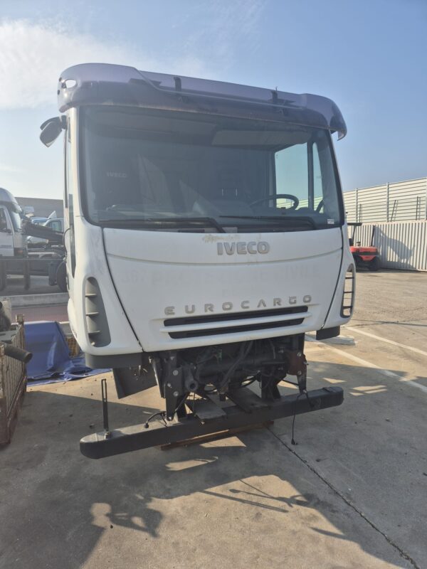 FRONTALE CABINA